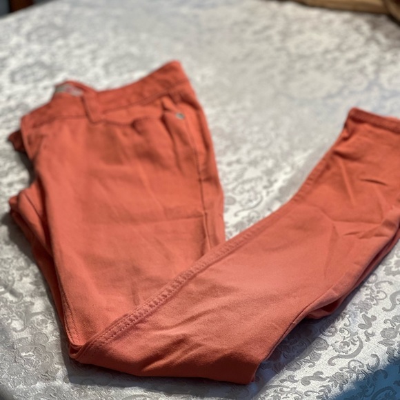 Jeans - Picture 2 of 3